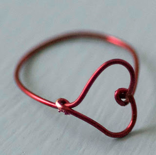100均アイテムだけで作るワイヤーアクセサリー